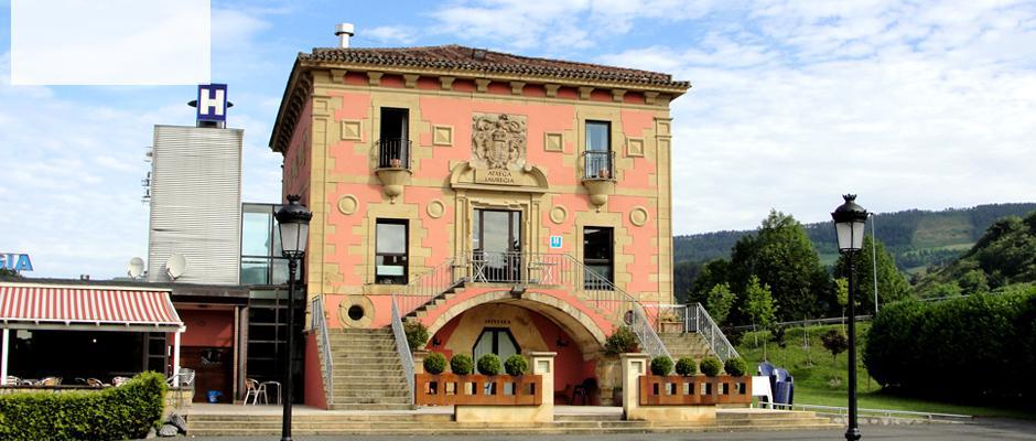 Hotel Palacio Atxega Usúrbil Kültér fotó